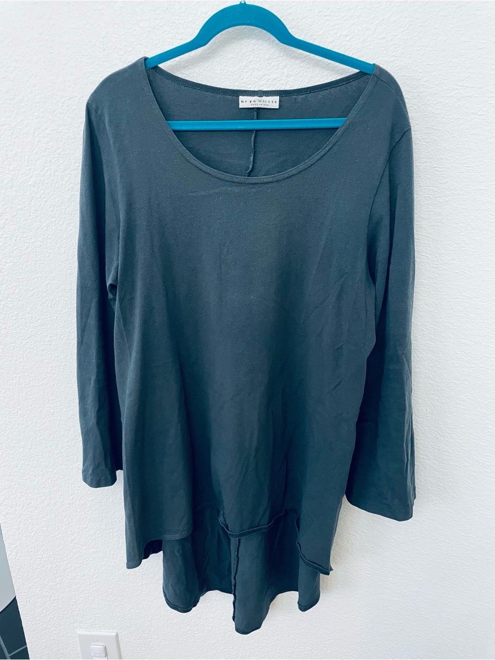 bryn Walker Dark Charcoal Scoop Neck Long-Sleeve Tunic